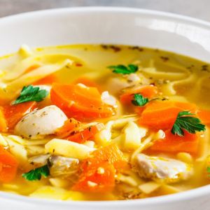 rosół z suszonymi grzybami