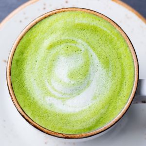latte z pokrzywy