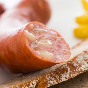 niemiecka kiełbasa z serem