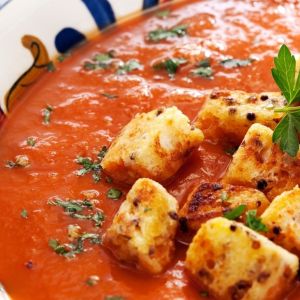 zupa pomidorowa ze świeżych pomidorów