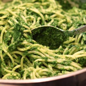 Makaron z pesto z fenkułu
