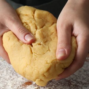 kruche ciasto frezowanie