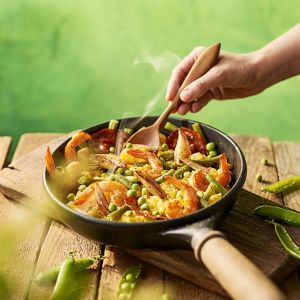 Hiszpańska jajecznica z chorizo i krewetkami