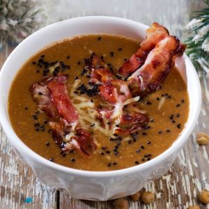 Zupa-krem z ciecierzycy z boczkiem