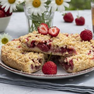 Ciasto z truskawkami i kruszonką