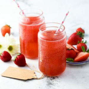 Lemoniada truskawkowa