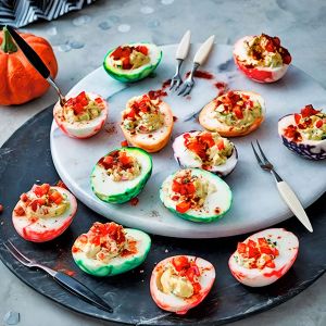 halloweenowe jajka faszerowane