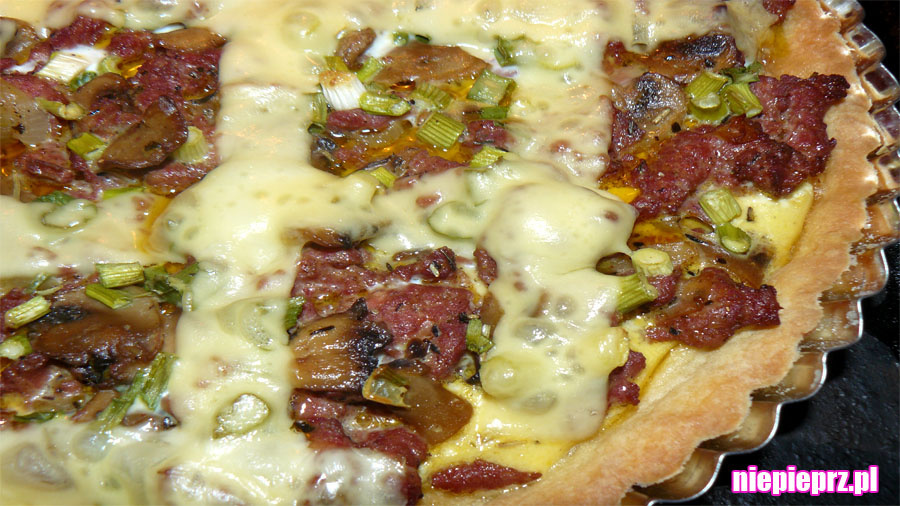 tarta_z_miesem_mielonym_i_pieczarkami