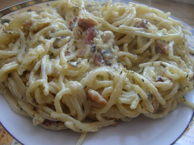 Spaghetti carbonara z boczkiem przepis