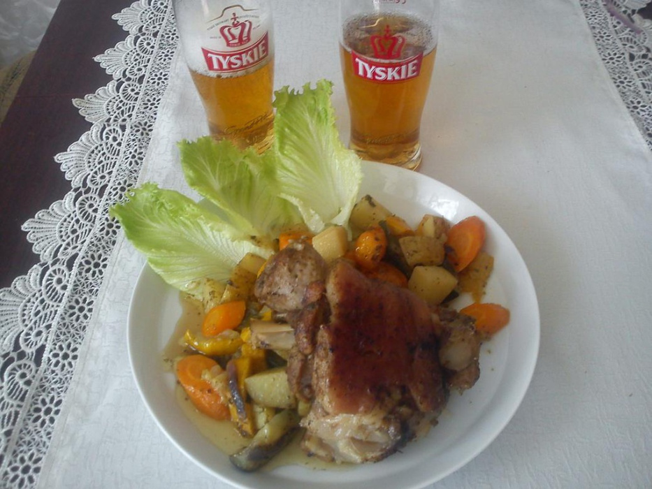 golonka_inna_niz_tradycyjna_duszona_z_warzywami_ale_bardzo_smaczna