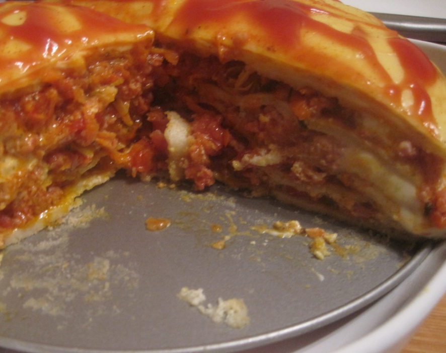 nalesniki_a_la_lasagne_z_sosem_miesno_pomidorowym