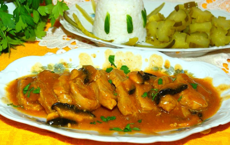 gulasz_z_poledwiczek_wieprzowych