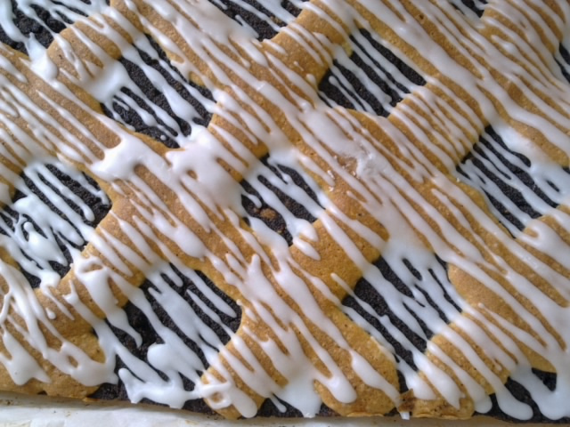 makowiec_na_ucieranym_spodzie