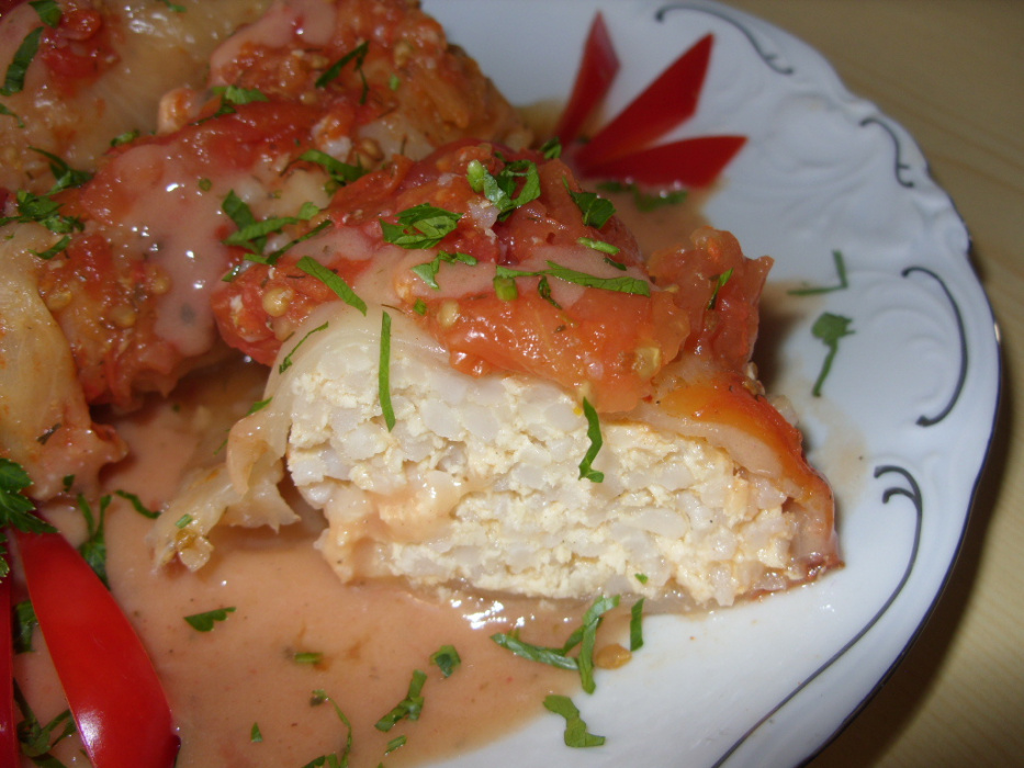 golabki_drobiowe_w_pomidorach