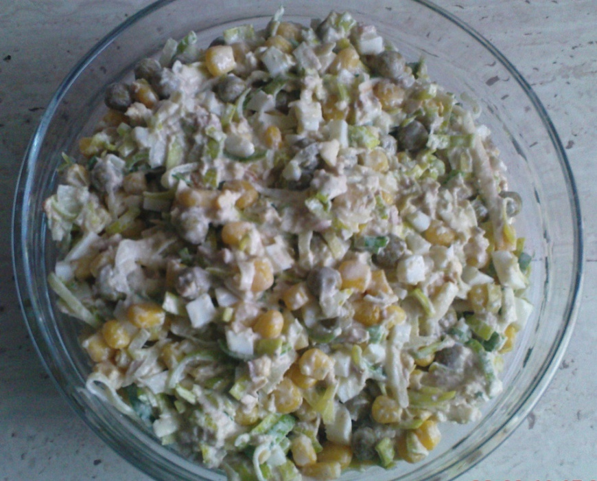 salatka_z_tunczykiem_i_porem