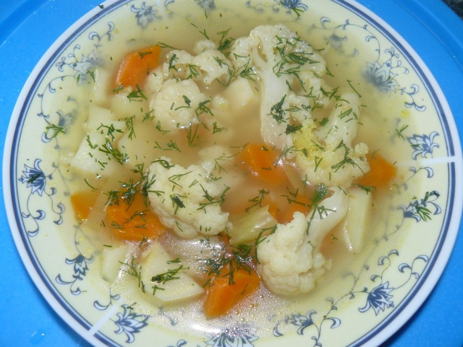 ZUPA KALAFIOROWA Z KOPERKIEM przepis Mojegotowanie.pl