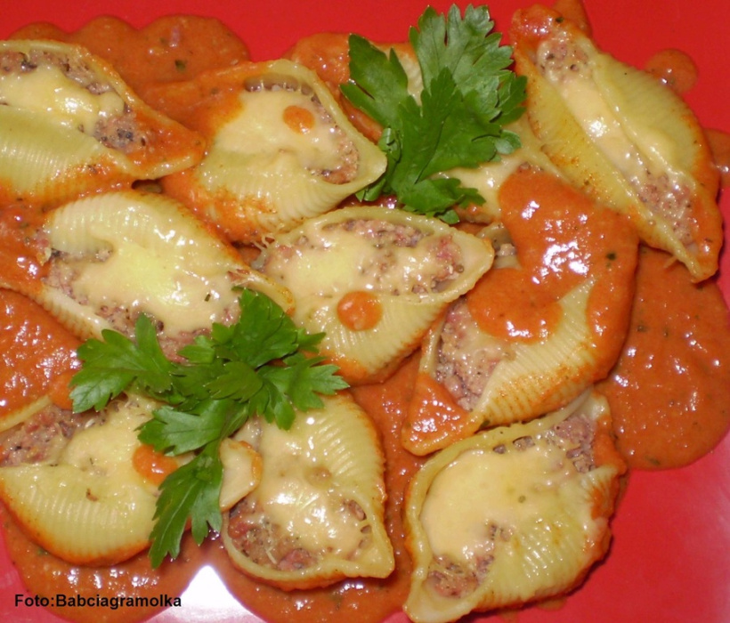 muszle_z_miesem_zapiekane_w_sosie