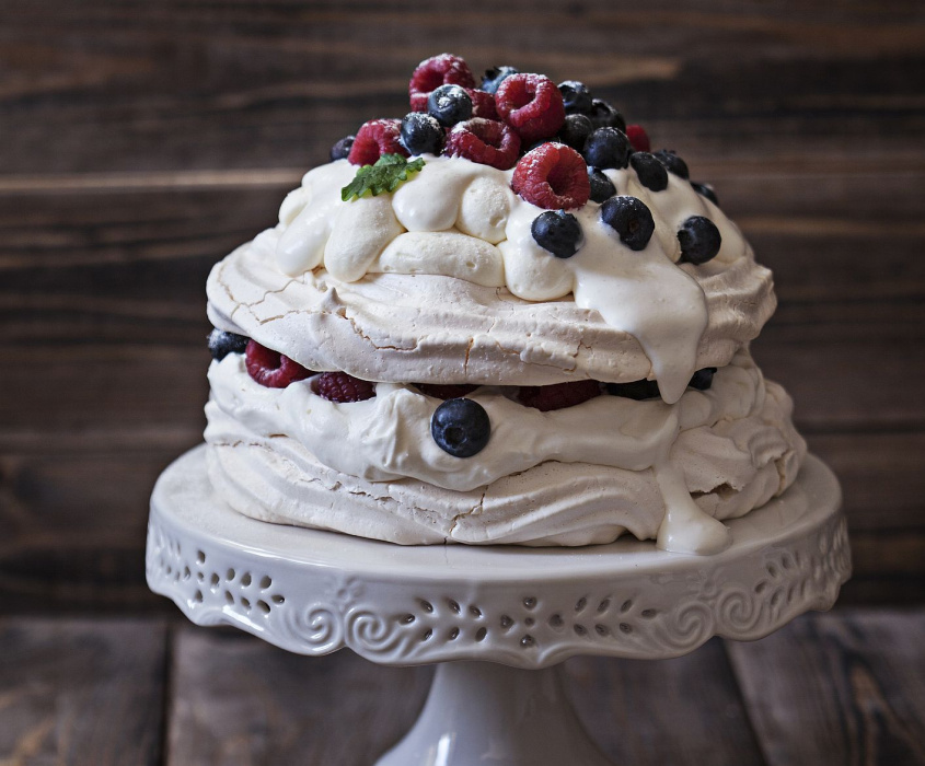 Wegańską bezę przygotujecie z: