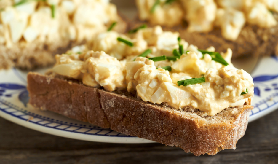 Pasta jajeczna z tym dodatkiem będzie aksamitnie gładka i puszysta