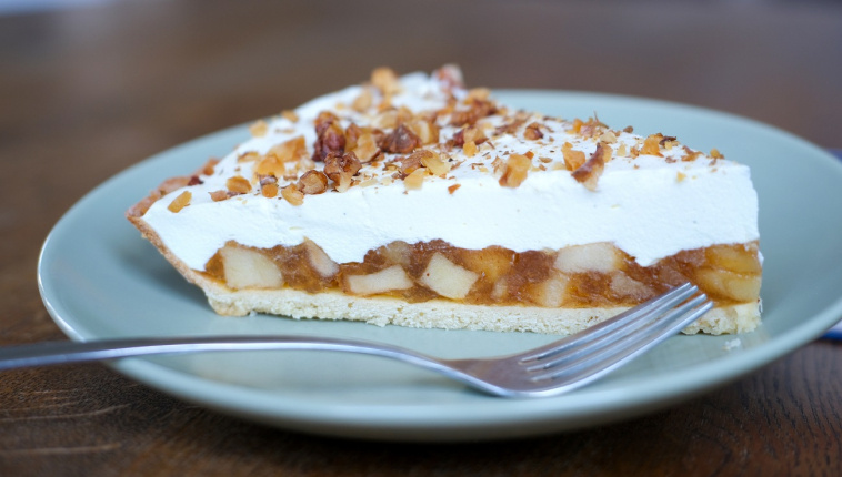 szarlotka bez pieczenia przepis