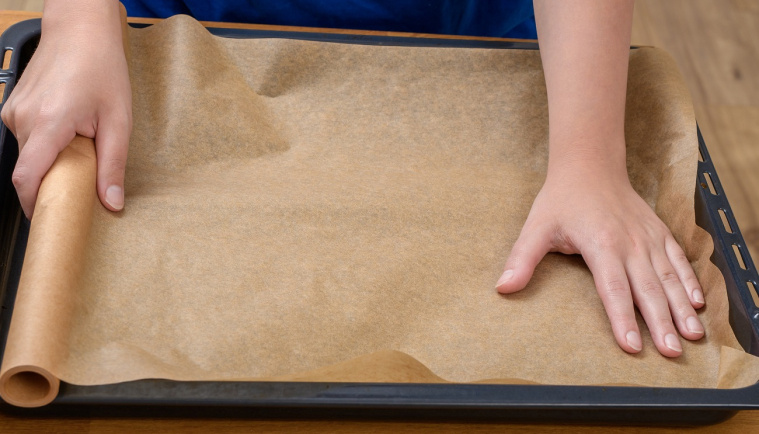 jak wyłożyć papier do pieczenia 