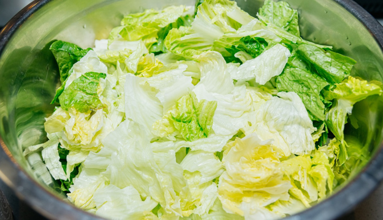 sałata lodowa przepis