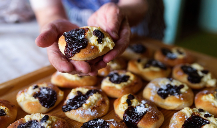 bułeczki z twarogiem przepis