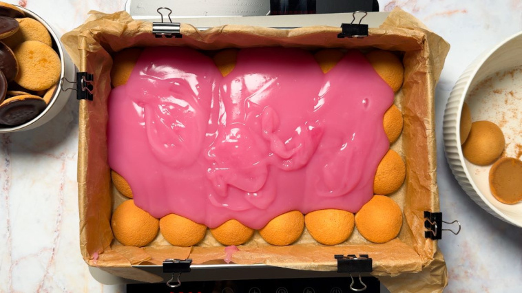 ciasto Fiona - biszkopty z malinową masą