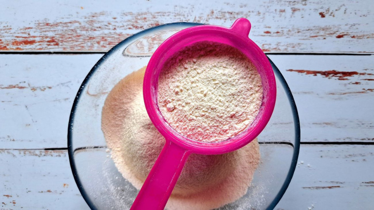 szybkie ciasto z agrestem - krok 3