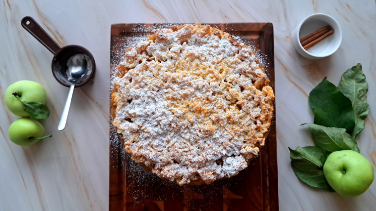 szarlotka z papierówek - krok 10