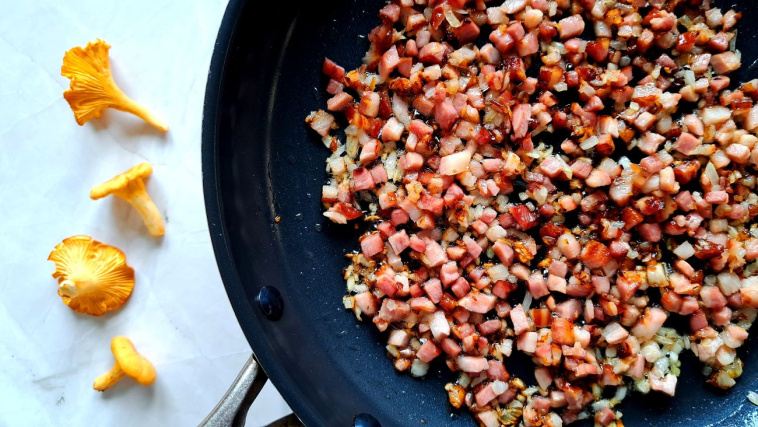 makaron z kurkami i boczkiem - krok 4