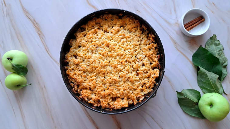 szarlotka z papierówek - krok 9