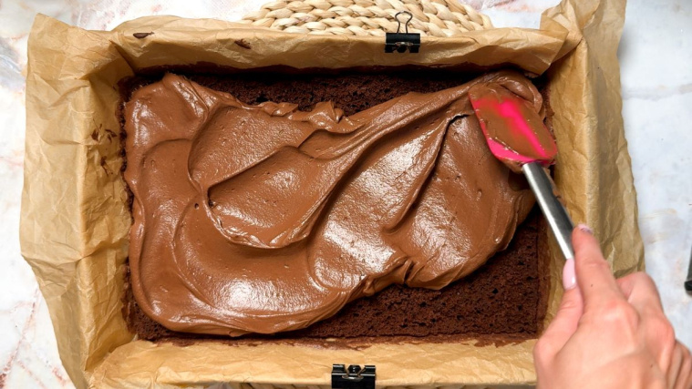 ciasto Morze Czarne - krem czekoladowy