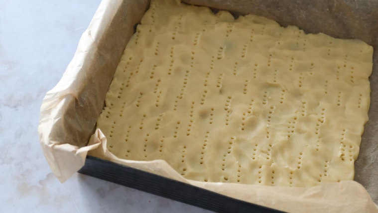 ciasto z borówką amerykańską i budyniem - krok 3