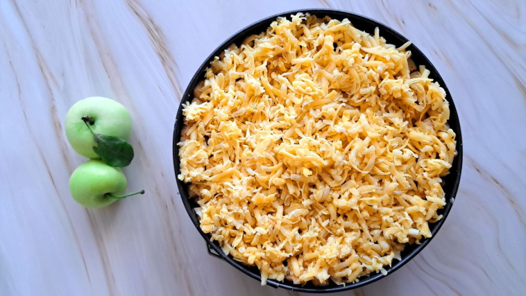 szarlotka z papierówek - krok 8