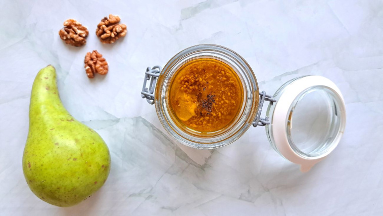 sałatka z burakiem i gruszką - krok 7