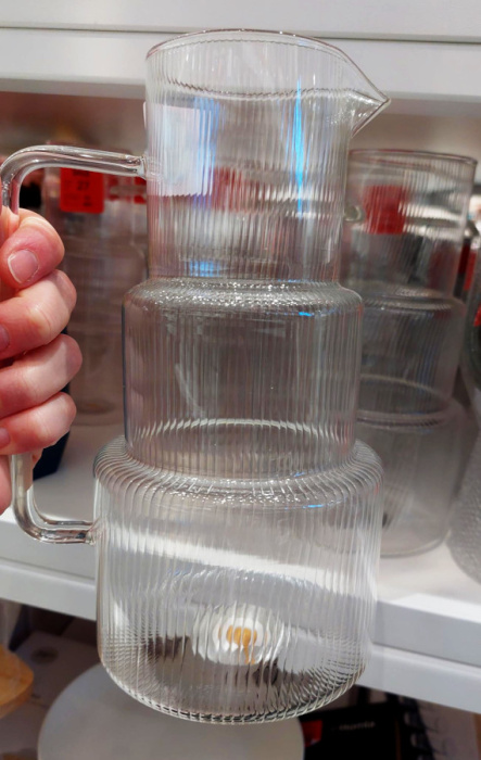 Szklany dzbanek z Homla