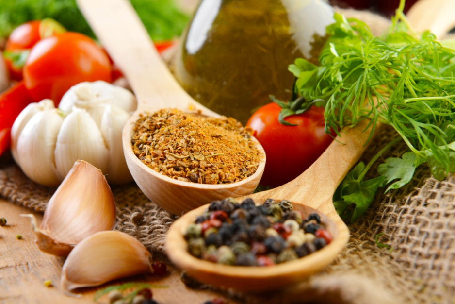 Czy jesteś w stanie rozpoznać świeże zioła i przyprawy? [QUIZ]