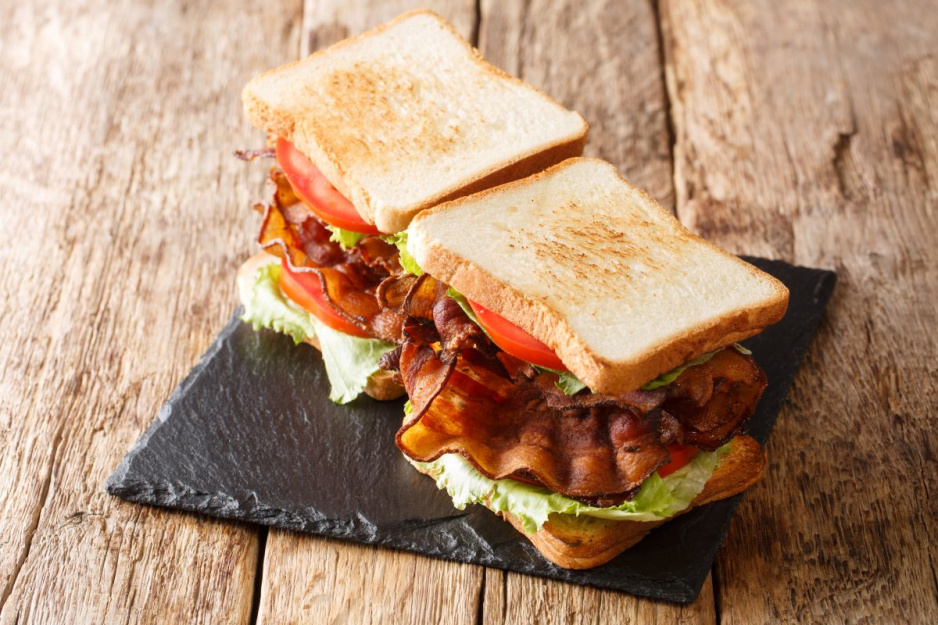 BLT sandwich – amerykańska kanapka