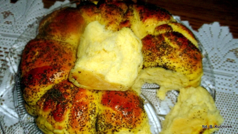 buleczki_drozdzowe_z_makiem