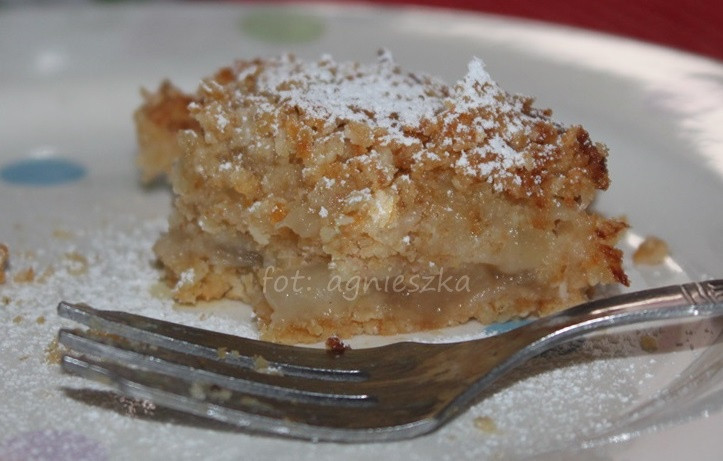 Szarlotka sypana owsiana