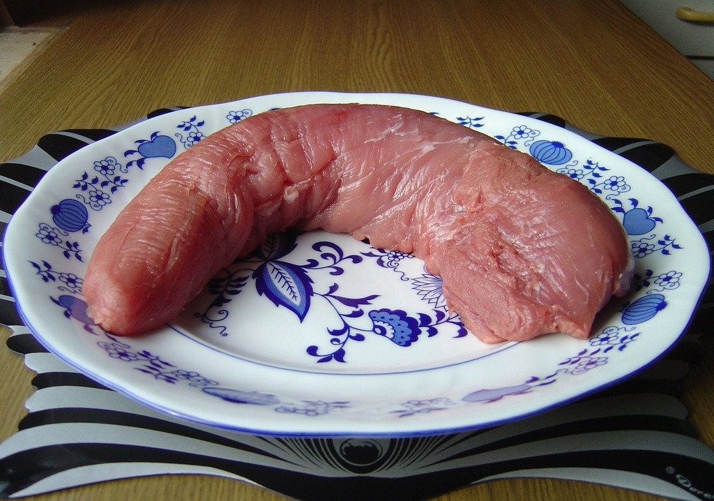 poledwica_wieprzowa_z_pieczarkami_w_rekawie