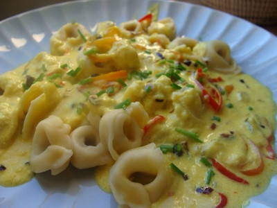 Tortellini w sosie serowym