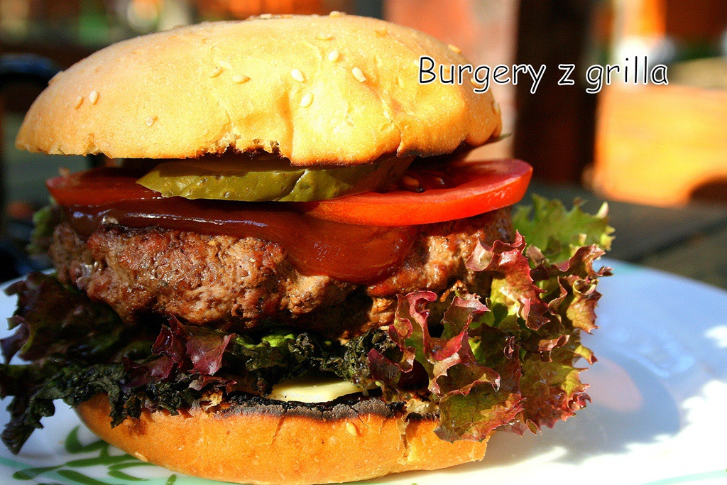 Burgery z grilla