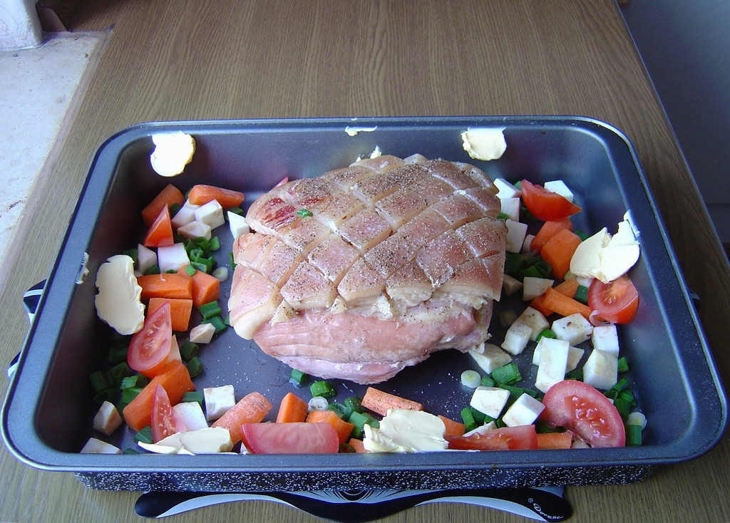 pieczen_wieprzowa_z_chrupiaca_skorka