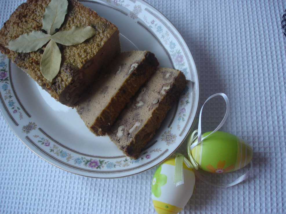 wykwintny_pasztet_z_orzechami_wloskimi