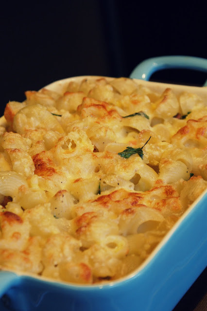 Makaron zapiekany z łososiem