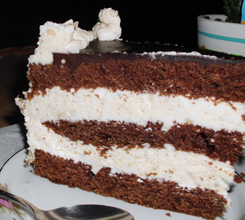 tort_czekoladowo_orzechowy