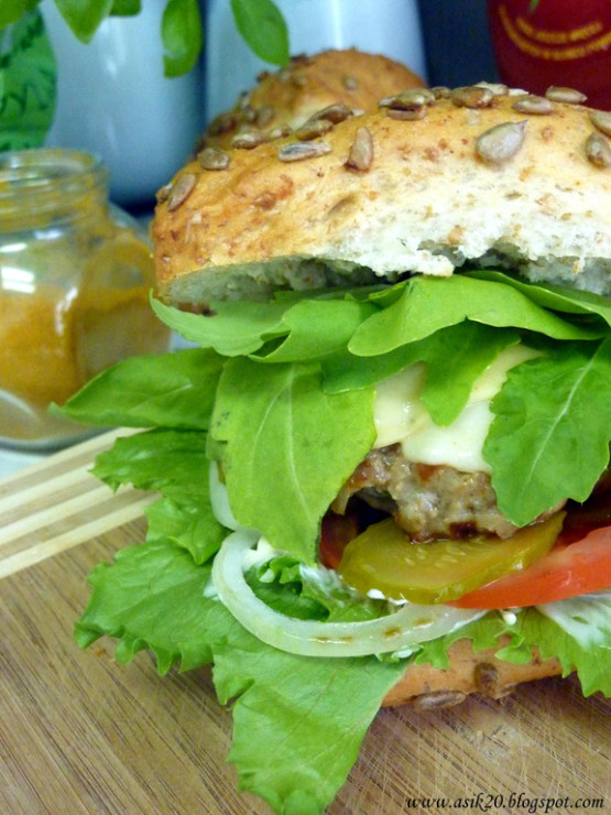 Zdrowy, domowy hamburger!