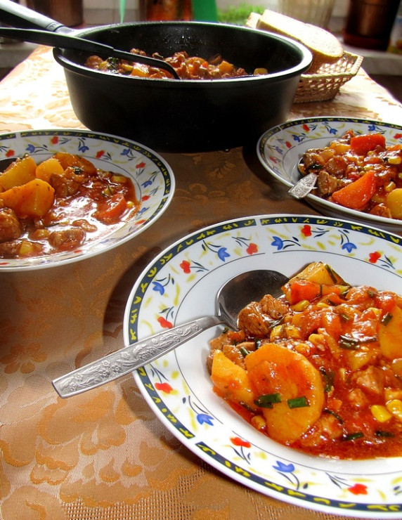 gulasz_z_ziemniakami